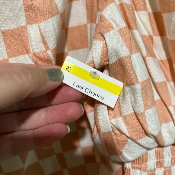 WAYF With Love Juliet Sleeve Linen Blend Blouse in Peach Checker - Picture 4 of 10